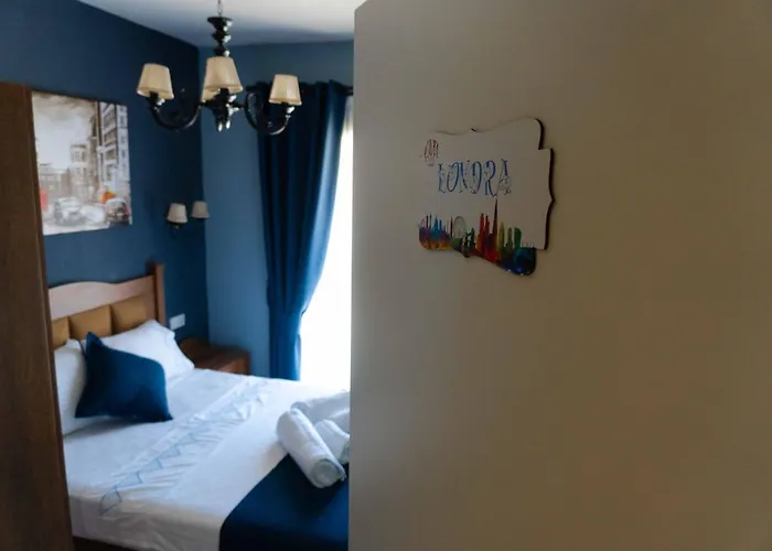 Cati Boutique Алачати