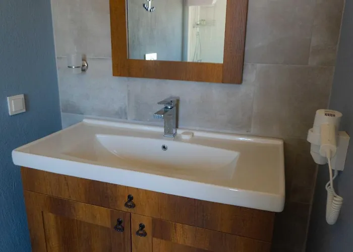 Cati Boutique Алачати