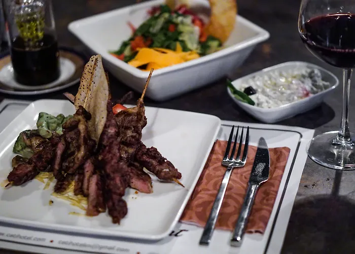 Cati Boutique Отель *