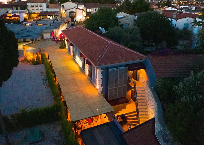 Cati Boutique Алачати