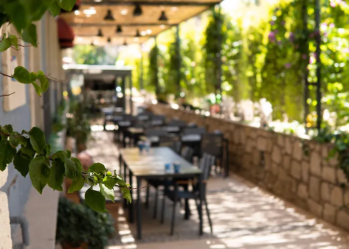 Отель Cati Boutique *